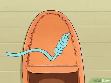 Imagen titulada Tie Moccasins Step 9