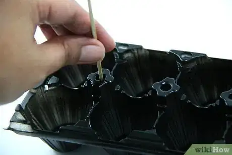 Imagen titulada Make a Cake Pop Holder Step 7