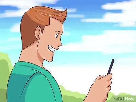 Imagen titulada Get a Girl to Text You Back Step 3