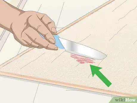 Imagen titulada Clean a Seagrass Rug Step 1