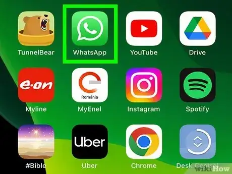 Imagen titulada Create a Group in WhatsApp Step 1