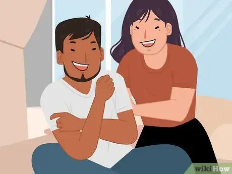 Imagen titulada Tickle Your Boyfriend Step 2