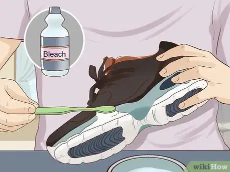 Imagen titulada Clean Icy Soles Step 9