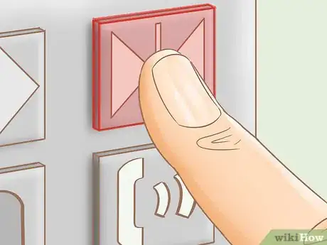 Imagen titulada Escape a Stranded Elevator Step 5Bullet1