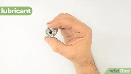 Imagen titulada Clean Skateboard Bearings Step 11