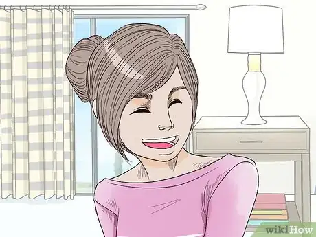 Imagen titulada Flirt with a Guy Step 2