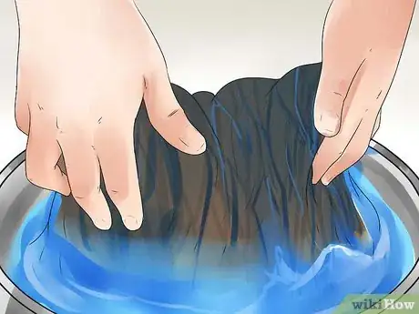 Imagen titulada Make a Ghillie Suit Step 4
