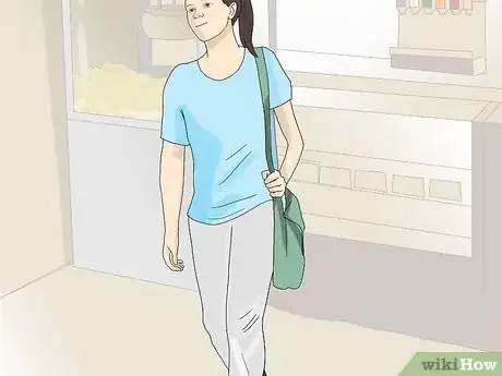 Imagen titulada Sneak Food Into a Movie Theatre Step 8