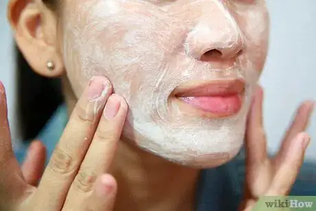 Imagen titulada Get Rid of Freckles Step 2