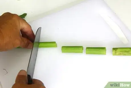 Imagen titulada Cut Celery Step 6