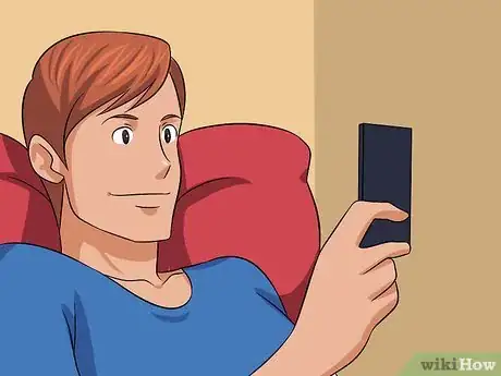 Imagen titulada Get a Girl to Text You Back Step 6
