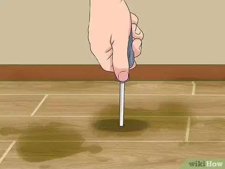 Imagen titulada Remove Mold Stains from Wood Floors Step 7