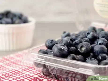 Imagen titulada Eat Blueberries Step 11