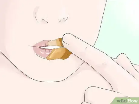 Imagen titulada Get Rid of Painful Cracked Lips Step 6