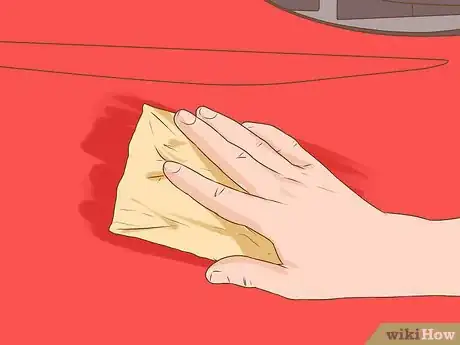 Imagen titulada Touch up Scratches on Your Car Step 13