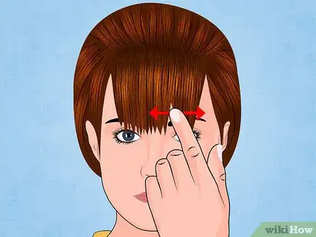 Imagen titulada Cut Bangs Step 24