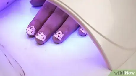 Imagen titulada Give Someone a Manicure Step 12