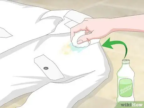 Imagen titulada Clean Nicotine Stains Step 9