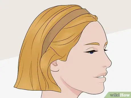 Imagen titulada Wear a Headband with Short Hair Step 1