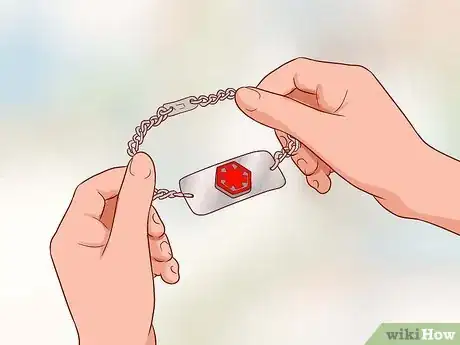 Imagen titulada Use an Epipen Step 3