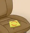 limpiar los asientos de cuero del coche