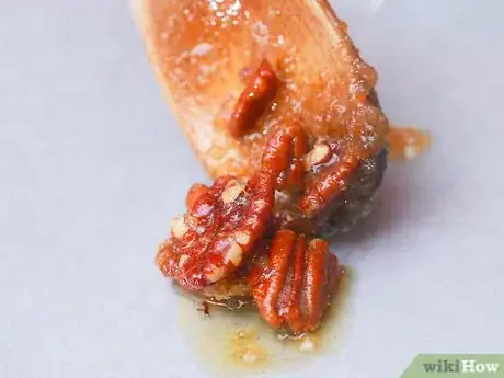 Imagen titulada Make Candied Pecans Step 5