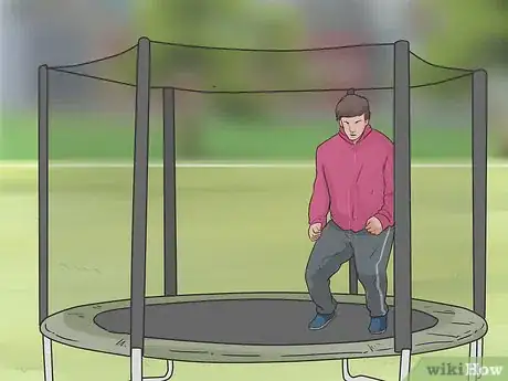 Imagen titulada Flip on the Trampoline Step 25