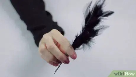 Imagen titulada Write With a Feather Quill Step 9