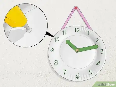 Imagen titulada Make a Paper Clock Step 12