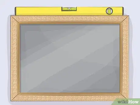 Imagen titulada Hang a Vanity Mirror Step 6