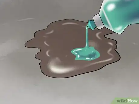 Imagen titulada Clean Anti Freeze Off a Garage Floor Step 5