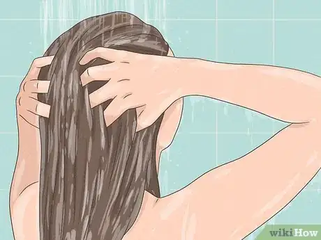 Imagen titulada Create Pin Curls Step 1