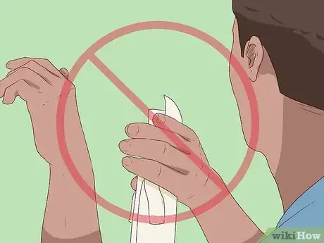 Imagen titulada Splint a Fractured Hand Step 9