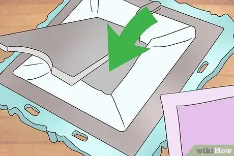 Imagen titulada Hide Things in Your Room Step 6