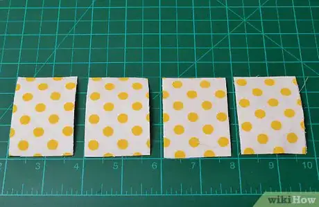 Imagen titulada Make Fabric Earrings Step 3