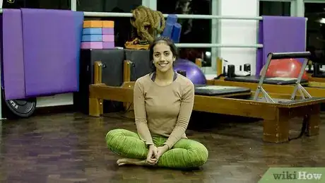 Imagen titulada Do Pilates Step 1