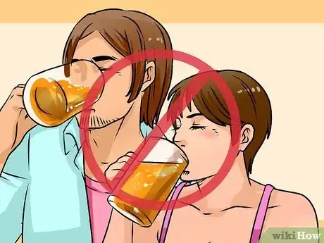 Imagen titulada Help an Alcoholic Stop Drinking Step 7