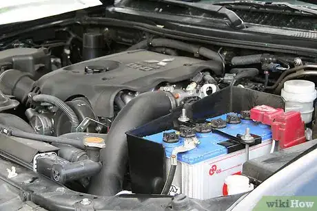 Imagen titulada Remove Car Battery Terminals Step 2