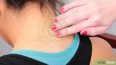Imagen titulada Give a Neck Massage Step 3