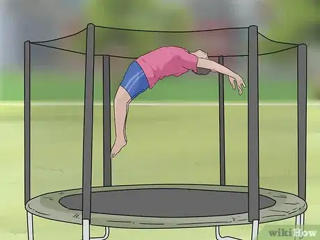Imagen titulada Flip on the Trampoline Step 9