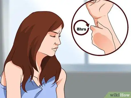 Imagen titulada Remove a Staple from Your Hand Step 15