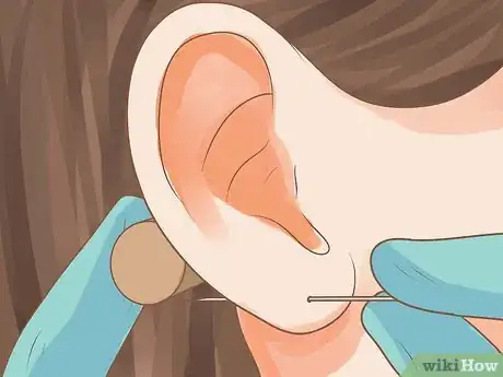 Imagen titulada Pierce Your Ear Step 11
