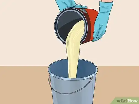Imagen titulada Thin Latex Paint Step 4