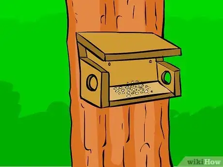 Imagen titulada Stop Squirrels from Eating Your Birdseed Step 7