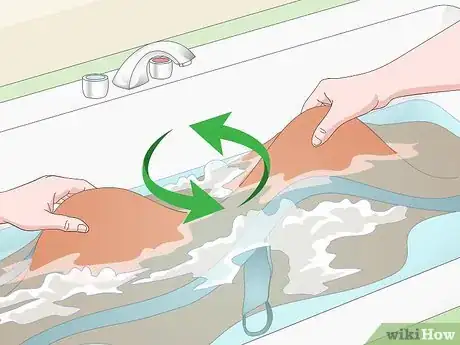Imagen titulada Wash an Eno Hammock Step 10