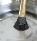 limpiar brochas de maquillaje