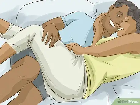 Imagen titulada Cuddle Step 13