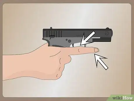 Imagen titulada Load and Fire a 9mm Pistol Step 9