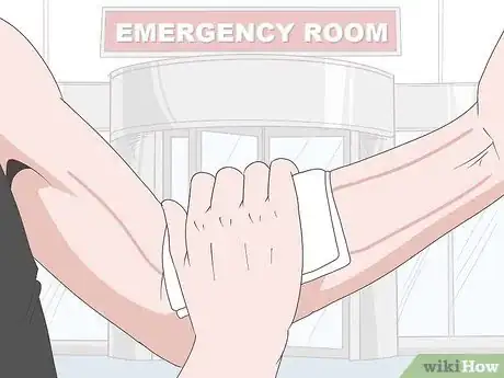 Imagen titulada Remove Glass from a Wound Step 12