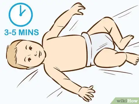 Imagen titulada Clean a Baby's Nose Step 6